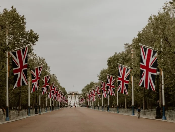 AVOIR L’ACCENT BRITANNIQUE